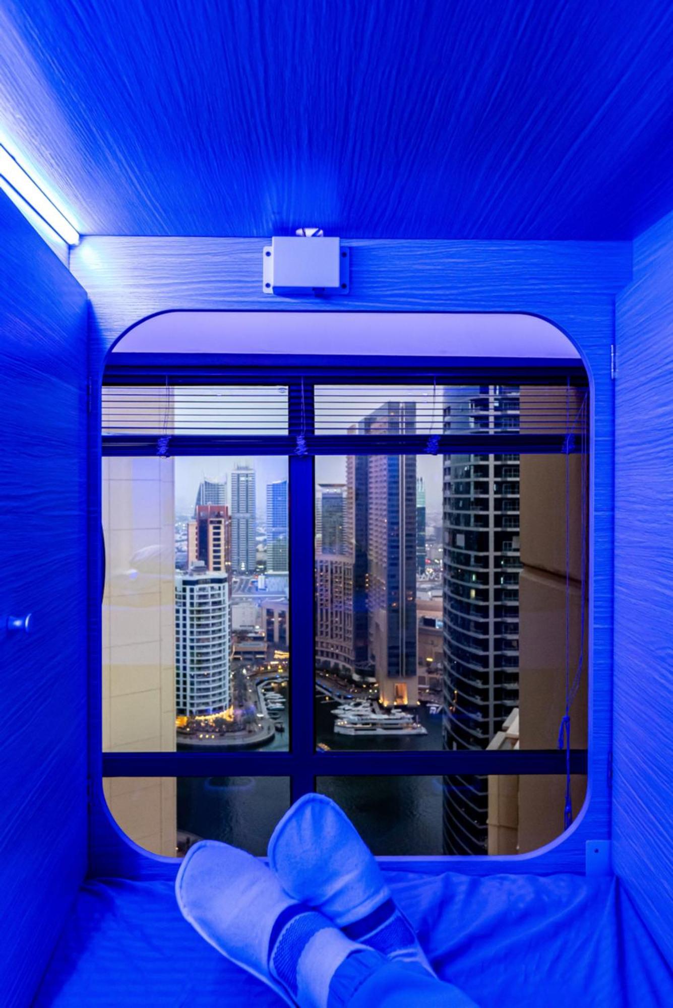 Berloga Capsule Jbr Hotel Dubai Buitenkant foto